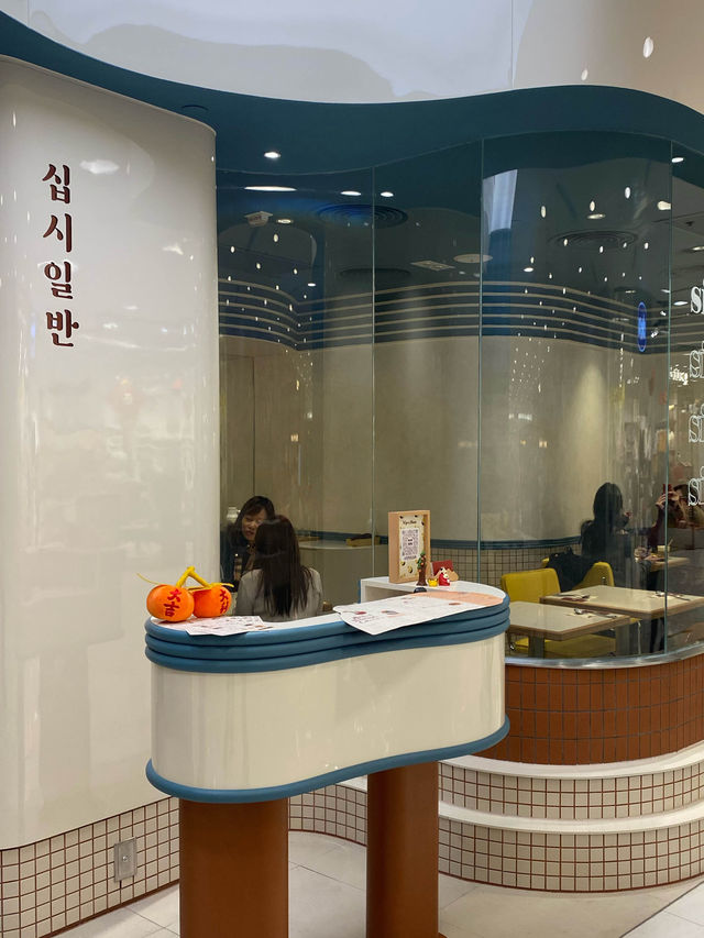尖沙咀海港城Sips;;lban：韓式風格餐廳，甜品冰茶口感豐富