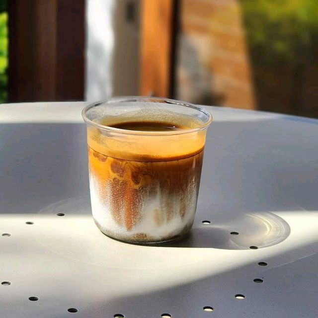 Rom coffee and bakeroom สุพรรณบุรี
