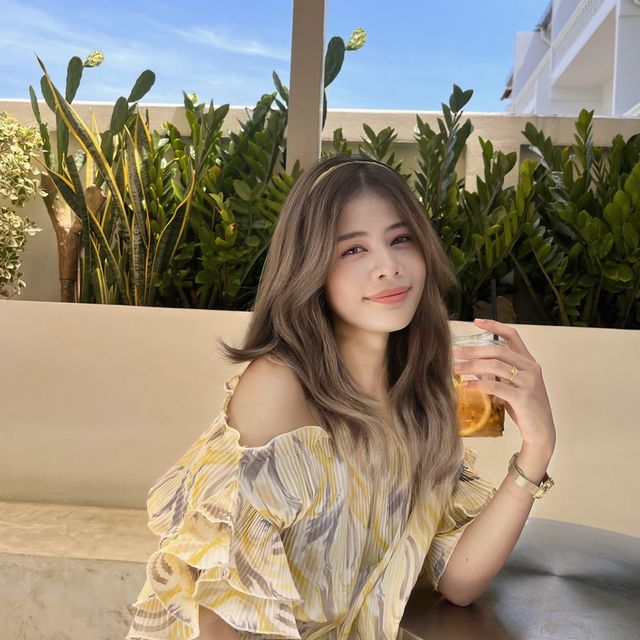 แจกพิกัดคาเฟ่สุดมินิมอล ภูเก็ต ✨🫧