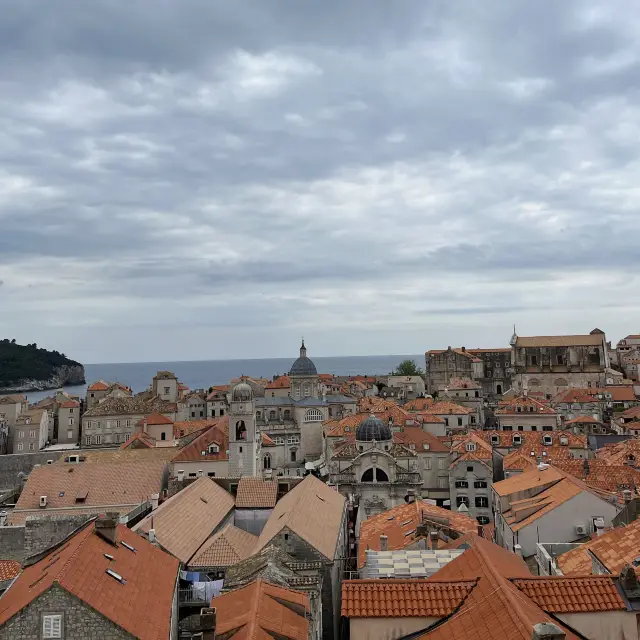 Walking on top of ancient walls 