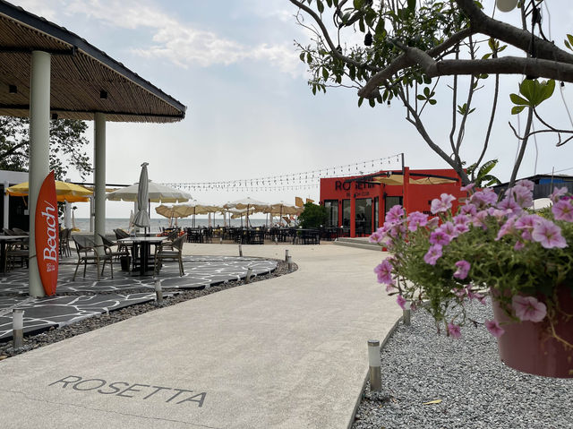 คาเฟ่สวยบางแสน Sea You Soon Seafood Cafe