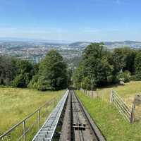 Lush mountain park in the south of Bern