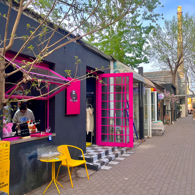 😎 The coolest area in Beijing- 798 ART DISTRICT 🎨