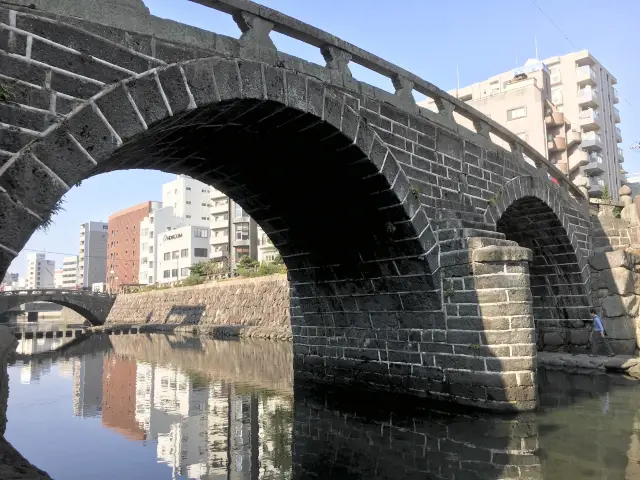 現存最古のアーチ型石橋！眼鏡橋！