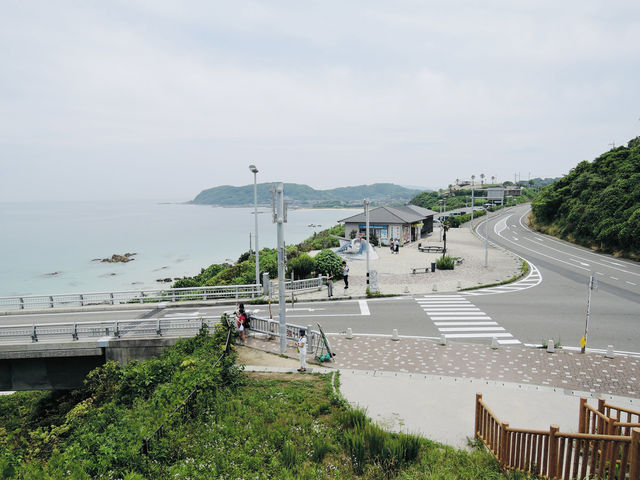 鑲嵌在藍天碧海的大橋 🌊