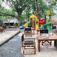 เคียงคลอง อีสเทอรี่ ร้านอาหารติดแม่น้ำ จ.ตราด