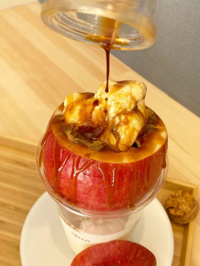 【福岡カフェ】エスプレッソをかけて食べるりんごスイーツ