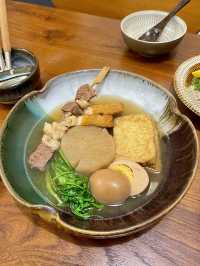 Saku เอกมัย 16