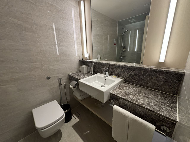 Superior Room at PARKROYAL on Beach Road,