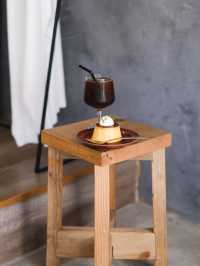 「福岡市中央區六本松的Apartment coffee door：美味咖啡和甜點，隱秘位置」