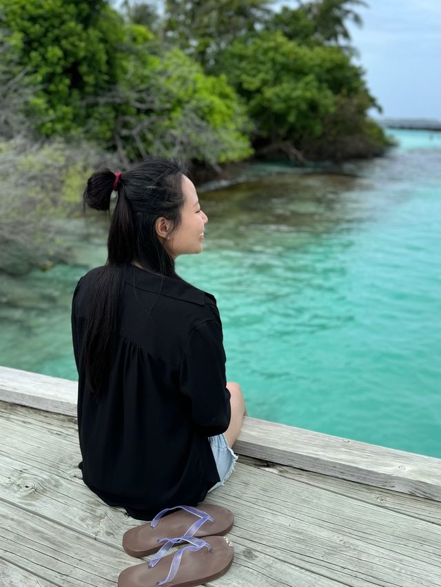 Escape to the villa by the sea 🏖️🚤
