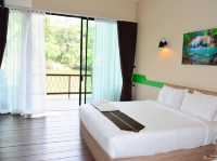 ที่พักริมแม่น้ำล่องแพเปียกชมธรรมชาติ กาญจนบุรี