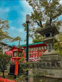 Yasaka Shrine in Gion district, Kyoto ⛩️🎎