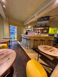 Neighbourhood Cafe Vibe
