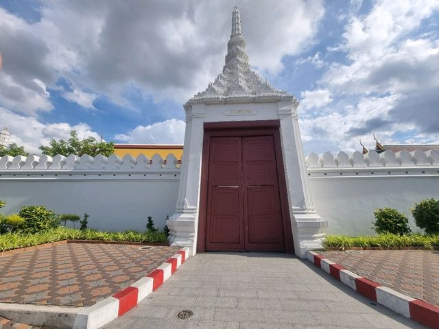 วัดพระศรีรัตนศาสดาราม(วัดพระแก้ว)