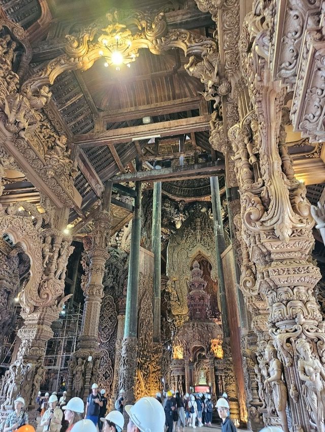 The Sanctuary of Truth: A Masterpiece of Art and Philosophy in Pattaya