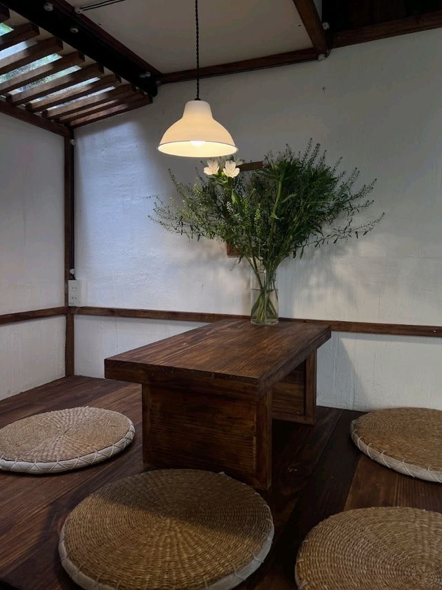 Japanese themed