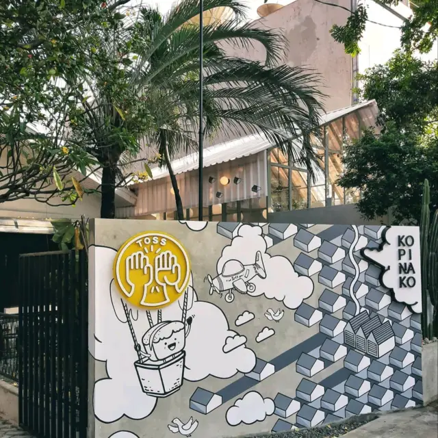 KOPI NAKO가 RAWAMANGUN에 새로운 지점을 열며 확장을 계속하고 있습니다.