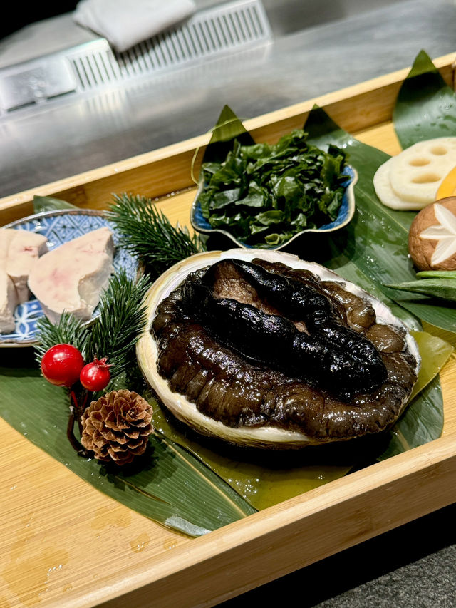 《日籍師傅主理鐵板燒》
