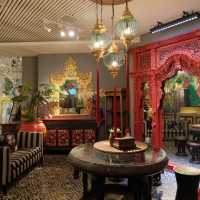 連走廊都美炸了！嘉義小泰國，網美旅店一泊三食