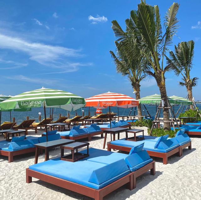 📍Badasga Beach Club | บางแสน
