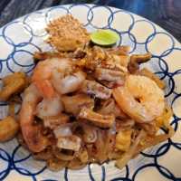 กุ้งแม่น้ำเผาจากอยุธยา บรรยากาศโรงแรม 5 ดาว 