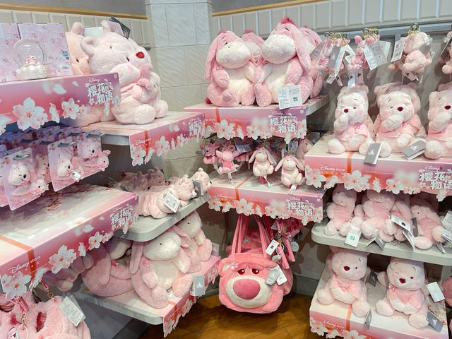  Disney Store ช็อปที่สาวกดิสนีย์ห้ามพลาด! 🏰🎆