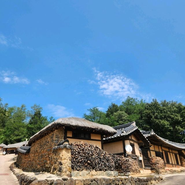😃북방 한옥의 기왓집 벽돌을 느끼며 걸을 수 있는 왕곡마을😃