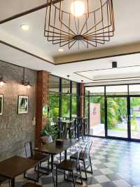 คาเฟ่ในสวนก่อนขึ้นเขาค้อ