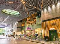 深圳羅湖KK MALL - 京基百納空間：奢華購物與娛樂體驗的理想去處🛍️✨
