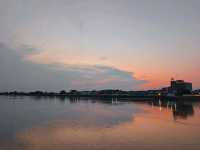湄南河夕陽