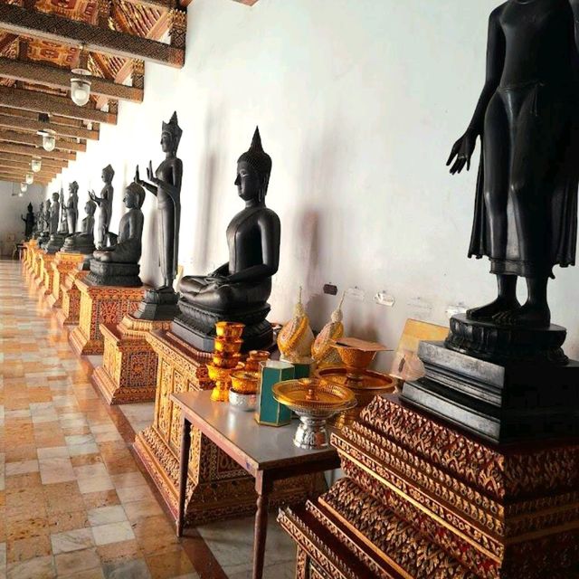 The Marble Temple(Wat Benchamabopitr Dusitvanaram)