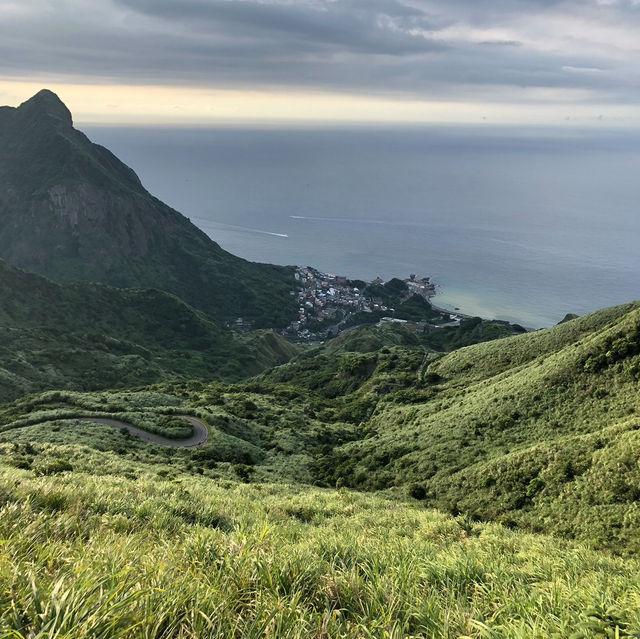 與夕陽共舞的茶壺山登山行