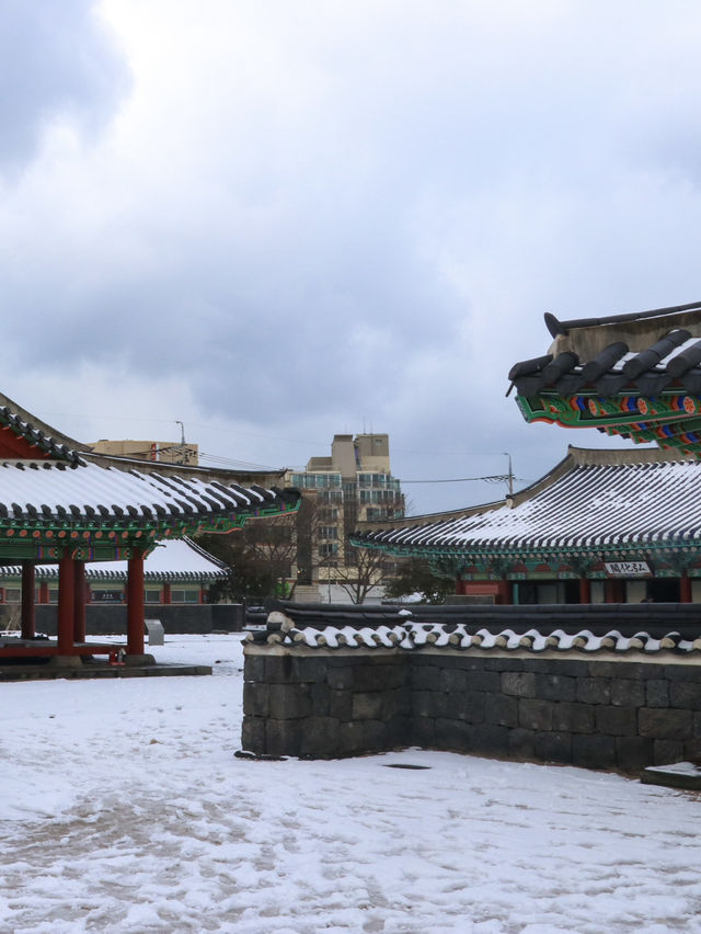 제주 시내 가볼 만한 곳 ‘관덕정’