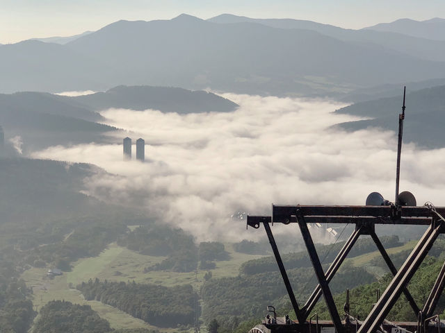 【北海道】雲海が創り出す絶景☁️✨トマムの雲海テラス