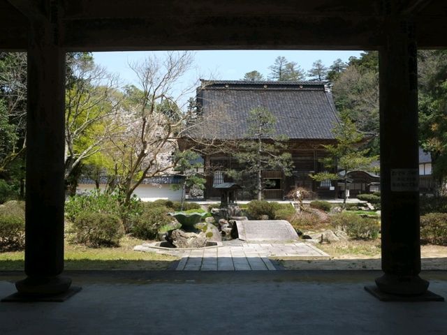 【高岡の名刹】（富山県高岡市　旧国名：越中）