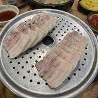 釜山西面站美食不斷「松亭三代」豬肉湯飯