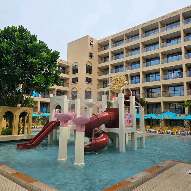 ประมุกโก้รีสอร์ท ภูเก็ต ที่พักสุดชิคพร้อมสวนน้ำ