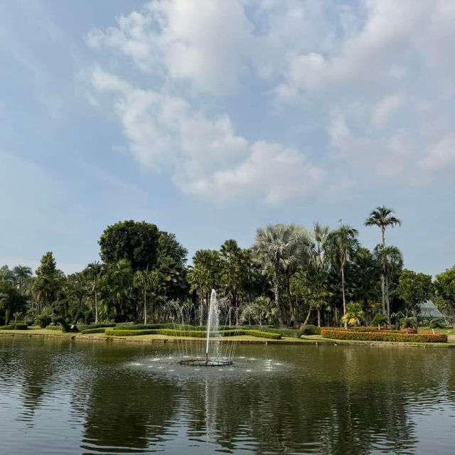 Tweechol Botanical Garden 