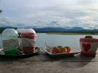 กาแฟหลักสิบ วิวหลักล้าน กาญจนบุรี