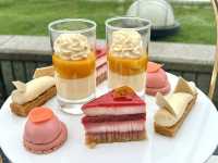 Afternoon tea in collaboration with Pierre Hermé
