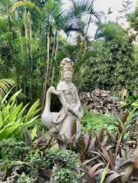 Lou Lim Loc Garden