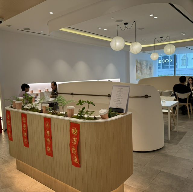 超靚嘅拉花咖啡🐍人氣咖啡店抵食午市套餐