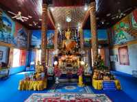 พามากราบสักการะ พระบรมอัฐิพระนางจามเทวี
