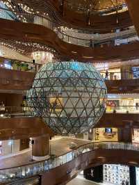 Beautiful elegant art mall 