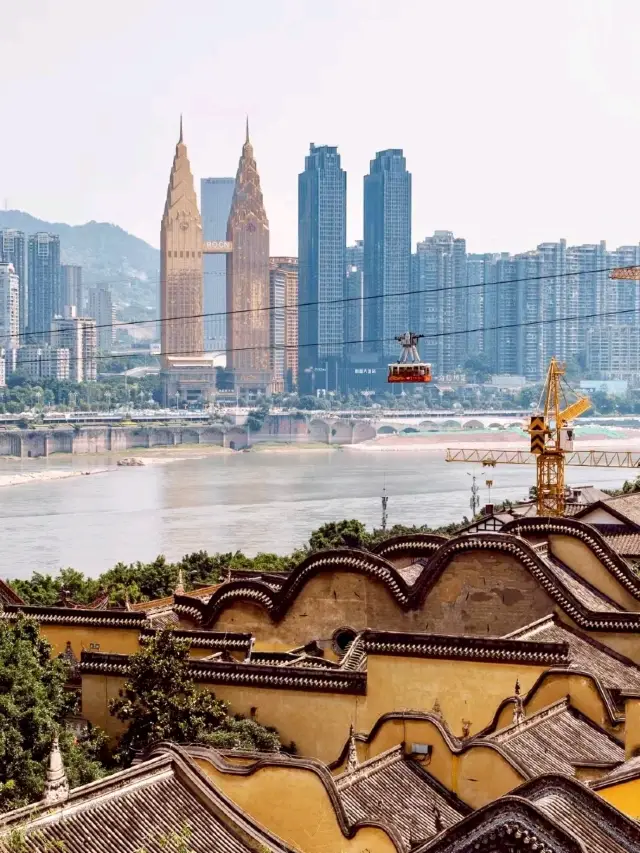 Qi'an Guild Hall: A Neighbor to Historic Sites