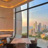 Rooftop วิวทะเลพัทยา 180องศา