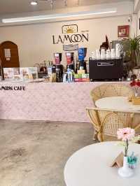คาเฟ่สุดมินิมอลบนเกาะเสม็ด