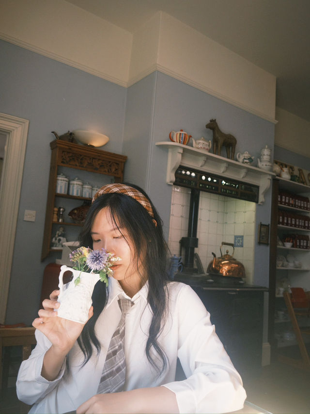 🫖 Ely Peacocks Tearoom – 私のお気に入りのティールーム 🍰