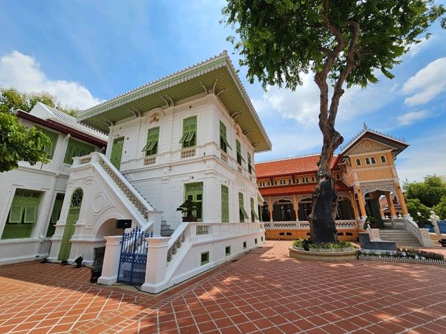พระตำหนักเพ็ชร ณ วัดบวรนิเวศวิหาร
